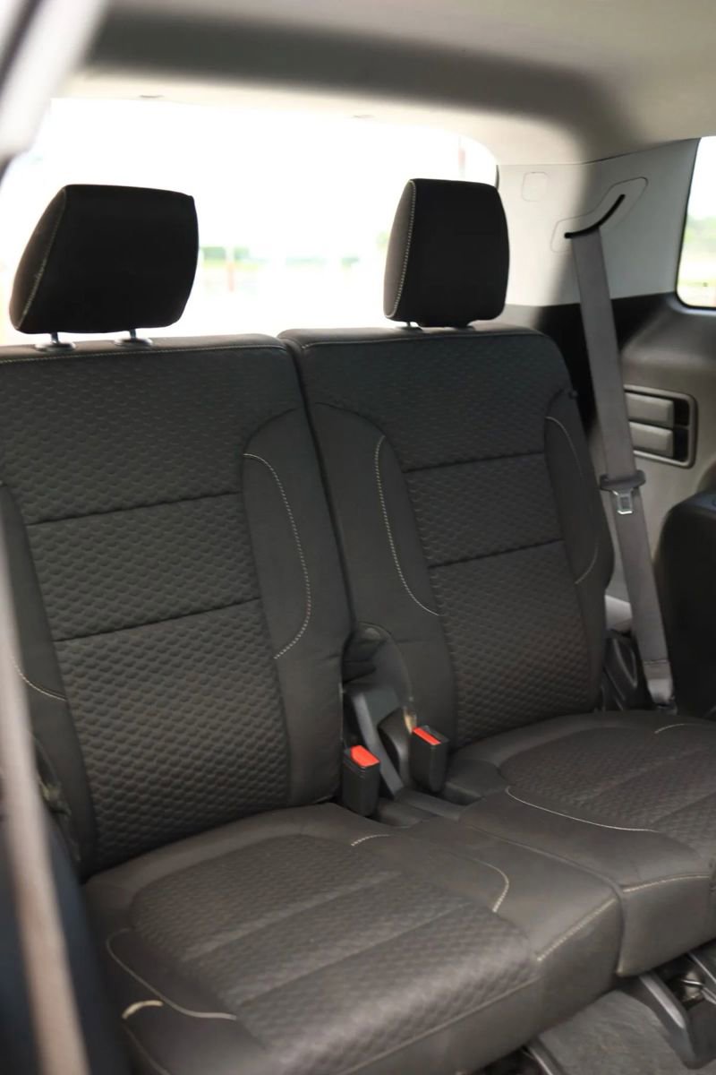 Used 2018 GMC Acadia SLE w/ LPO, Black Accent Package image 41