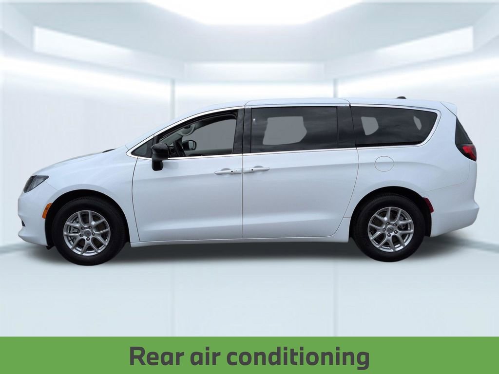 Used 2024 Chrysler Voyager LX w/ Fleet Security Group image 14