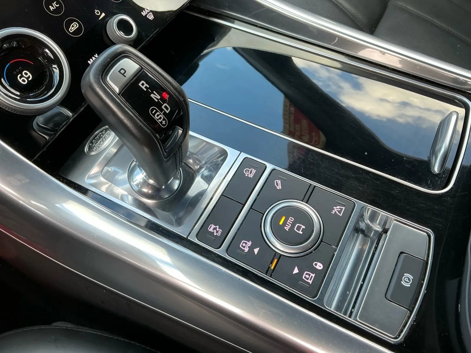 Used 2020 Land Rover Range Rover Sport HSE Dynamic image 33