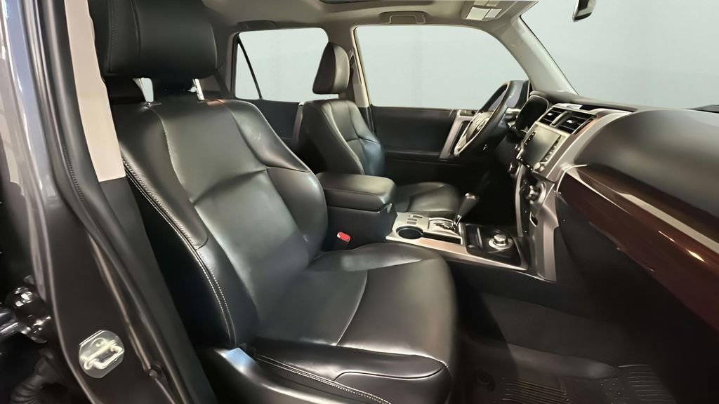 Used 2023 Toyota 4Runner Limited image 21