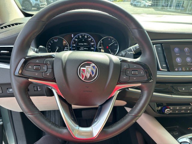 Used 2022 Buick Enclave Avenir w/ Trailering Package, 5000 lbs. FWD image 17