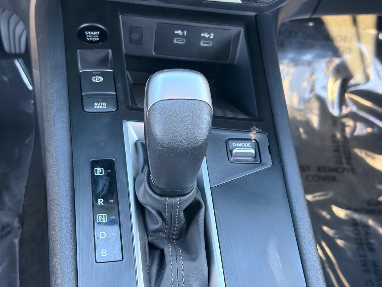 Certified 2025 Nissan Kicks SV FWD image 23