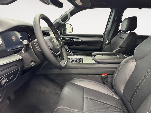 New 2026 Jeep Grand Wagoneer L Limited AWD/4WD image 8