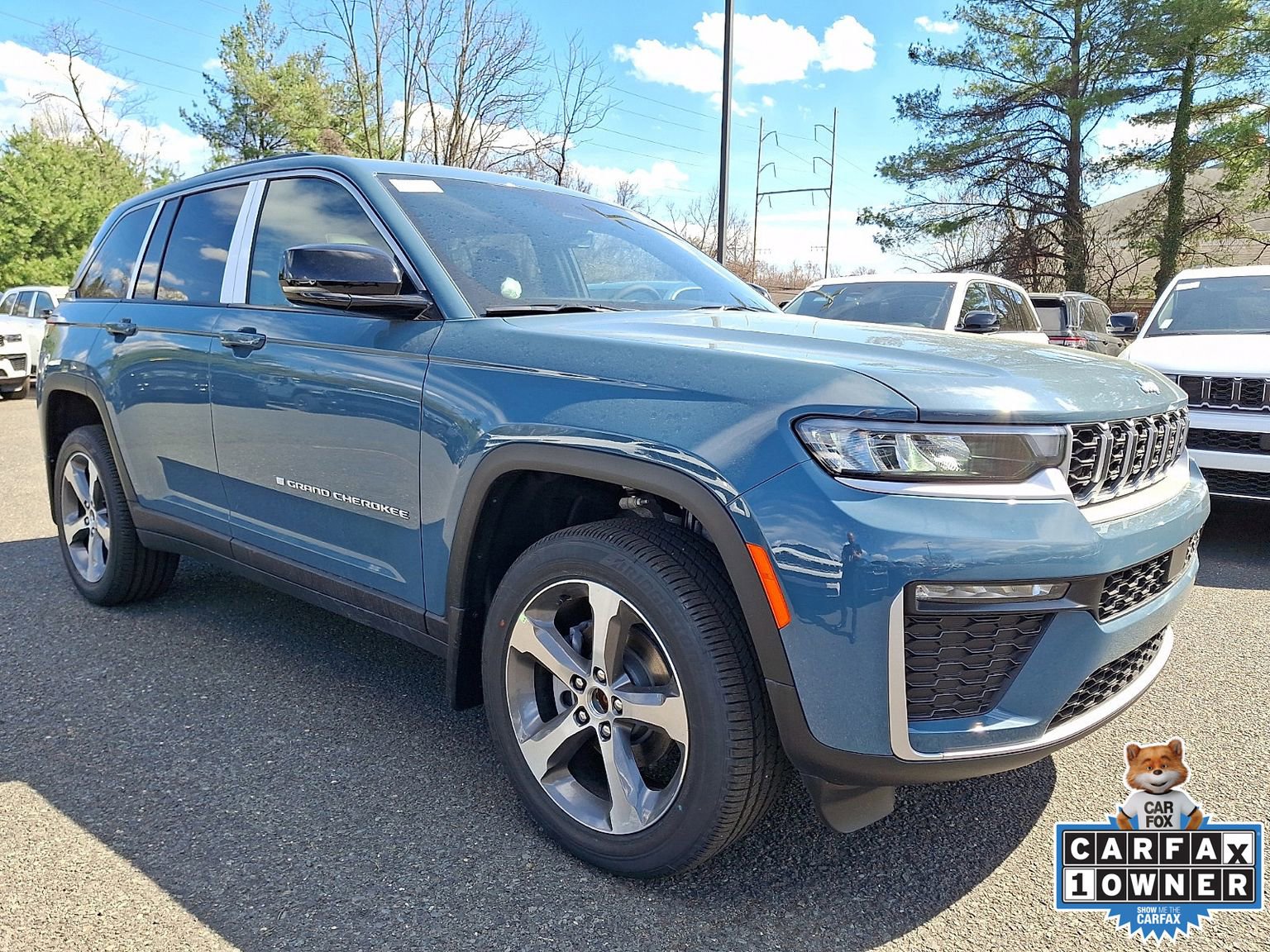 New 2026 Jeep Grand Cherokee Limited image 2