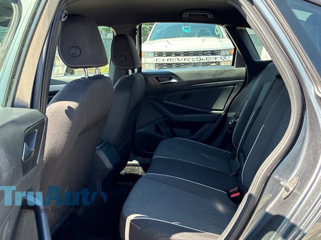 Used 2025 Volkswagen Jetta Sport FWD image 40