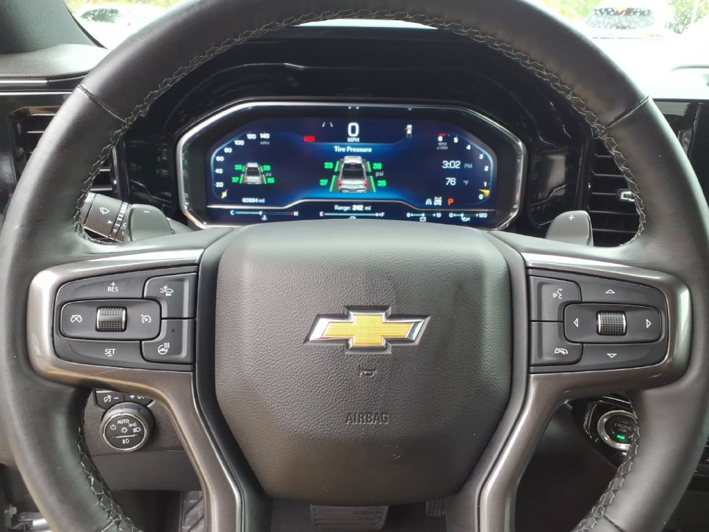 Certified 2023 Chevrolet Silverado 1500 High Country w/ High Country Premium Package AWD/4WD image 23