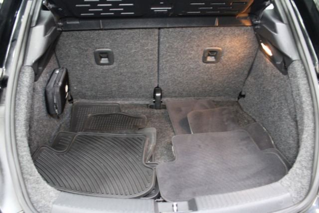 Used 2012 Volkswagen Beetle 2.5 FWD image 19