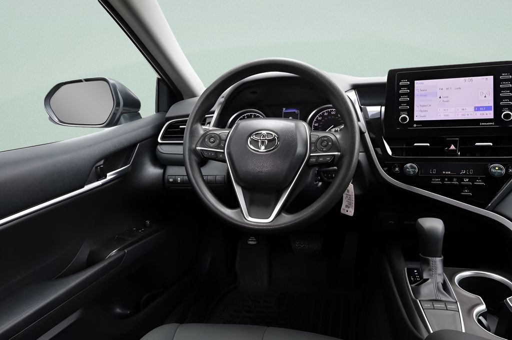 Certified 2023 Toyota Camry LE FWD image 30