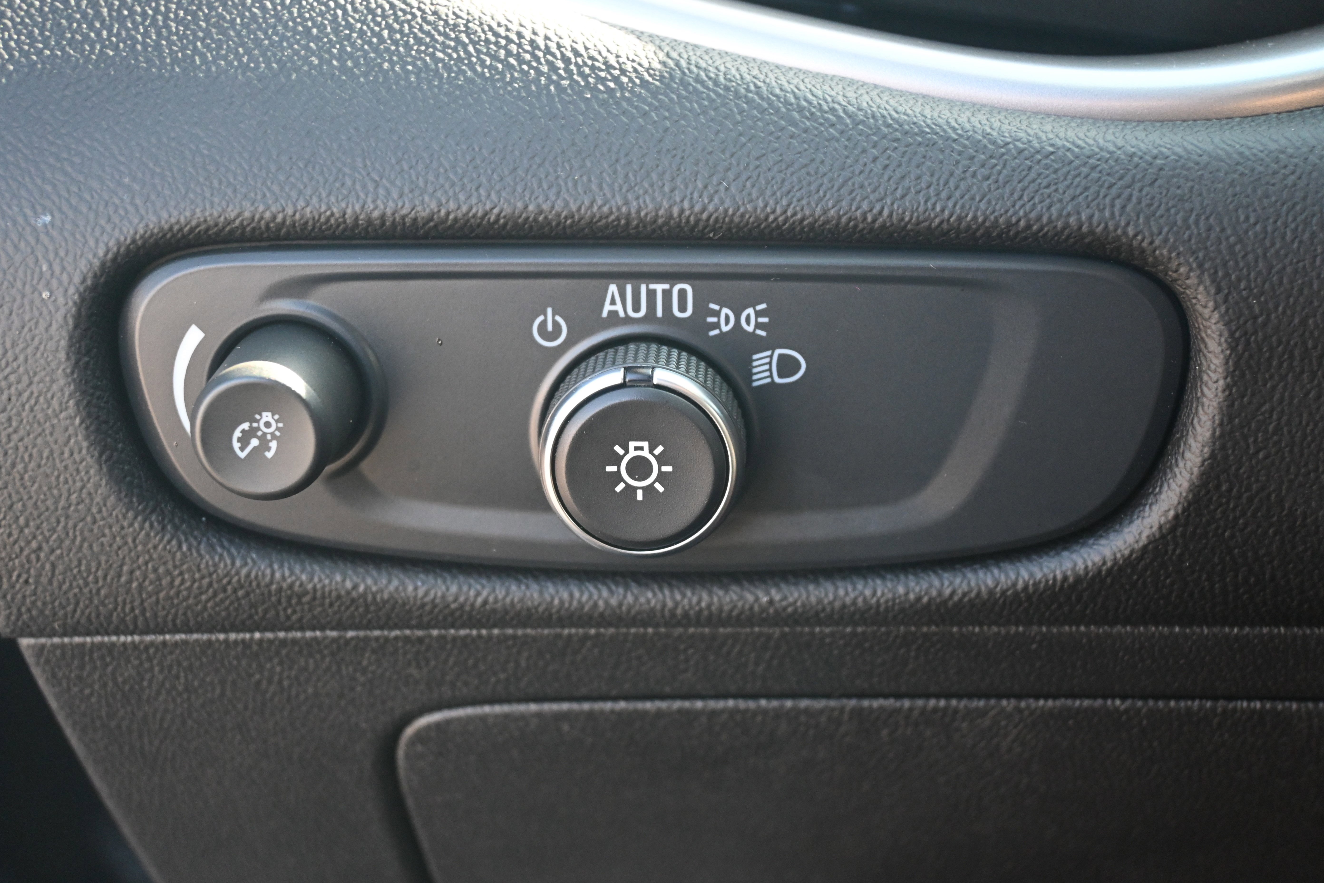 Used 2025 Chevrolet Malibu RS image 29