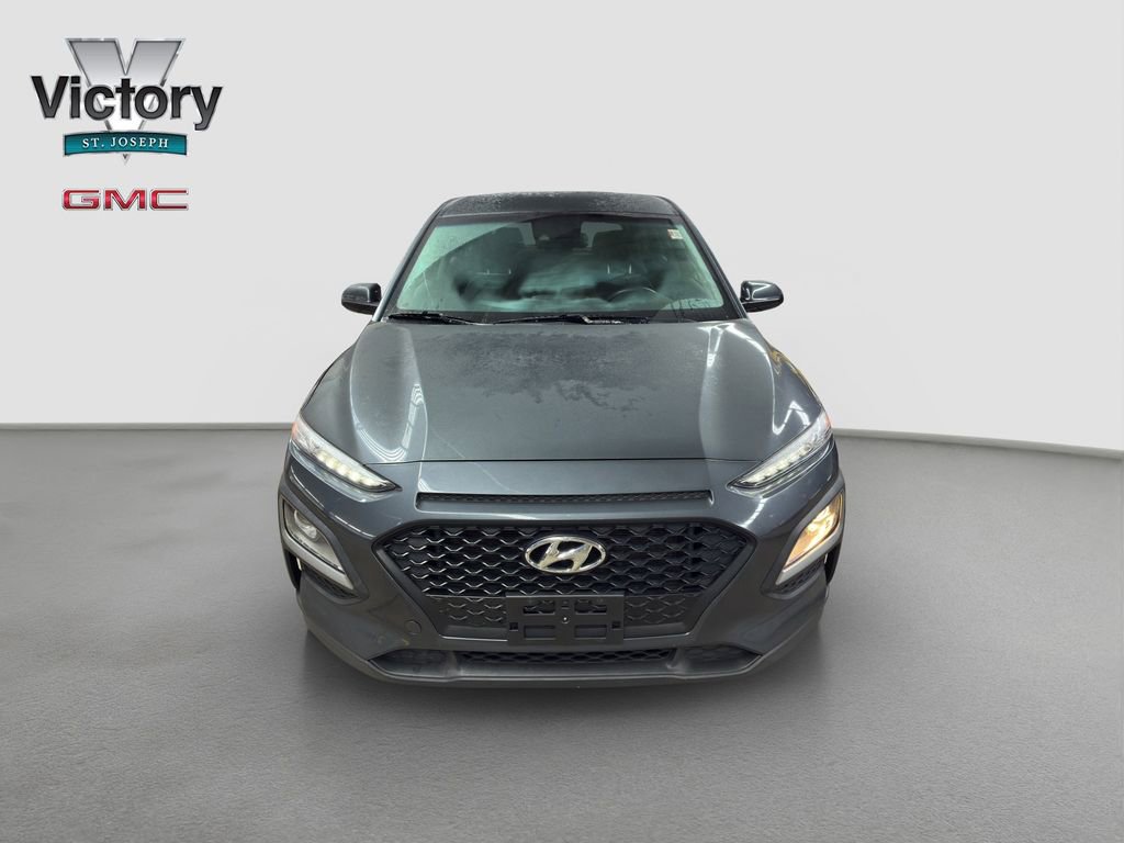 Used 2021 Hyundai Kona SE image 2
