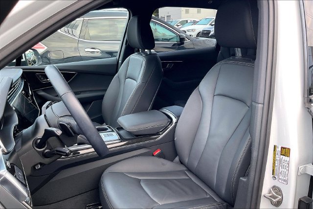 Certified 2026 Audi Q7 3.0T Premium w/ Convenience Plus Package AWD/4WD image 25