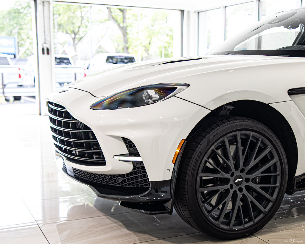 Used 2024 Aston Martin DBX 707 AWD/4WD image 4