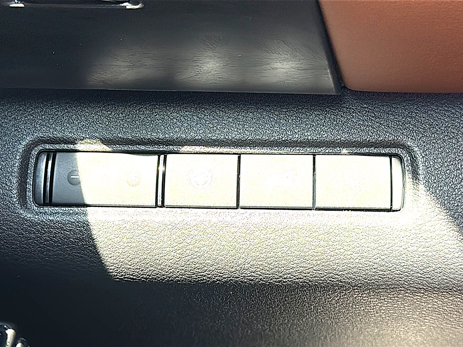New 2026 Nissan Pathfinder Platinum FWD image 27