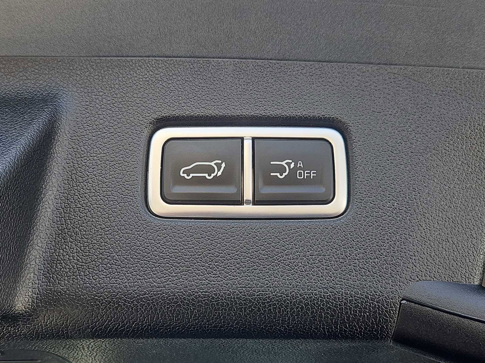 Used 2024 Kia Sorento SX Prestige w/ Sage Leather Package image 24