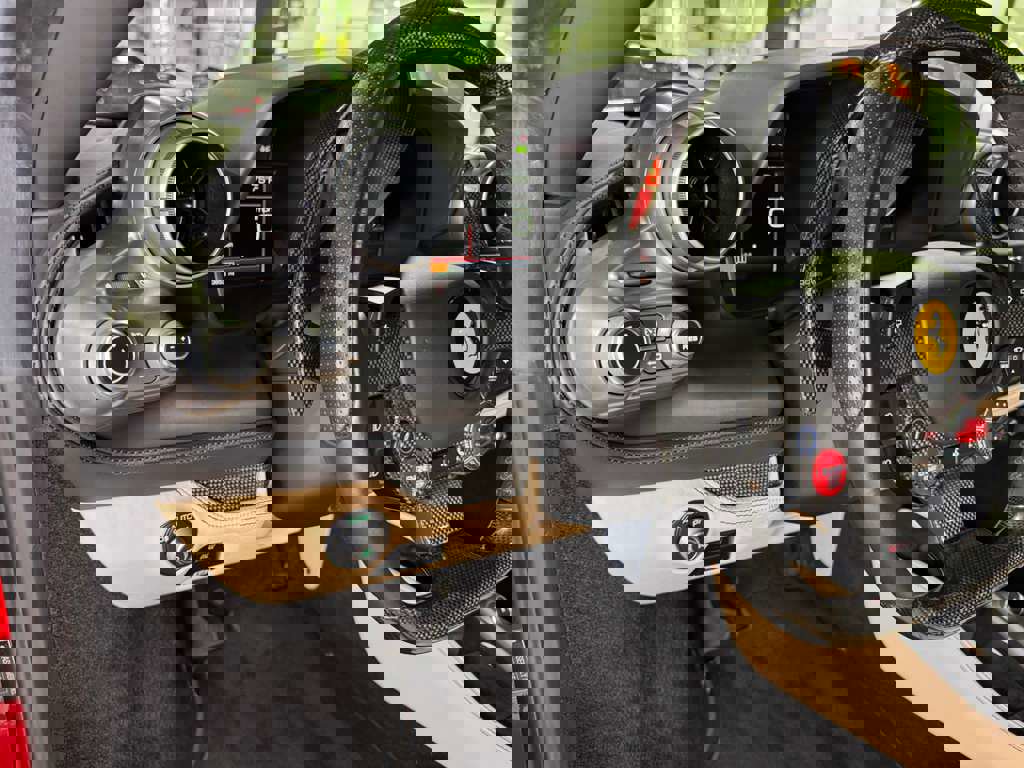 Used 2022 Ferrari F8 Tributo image 27