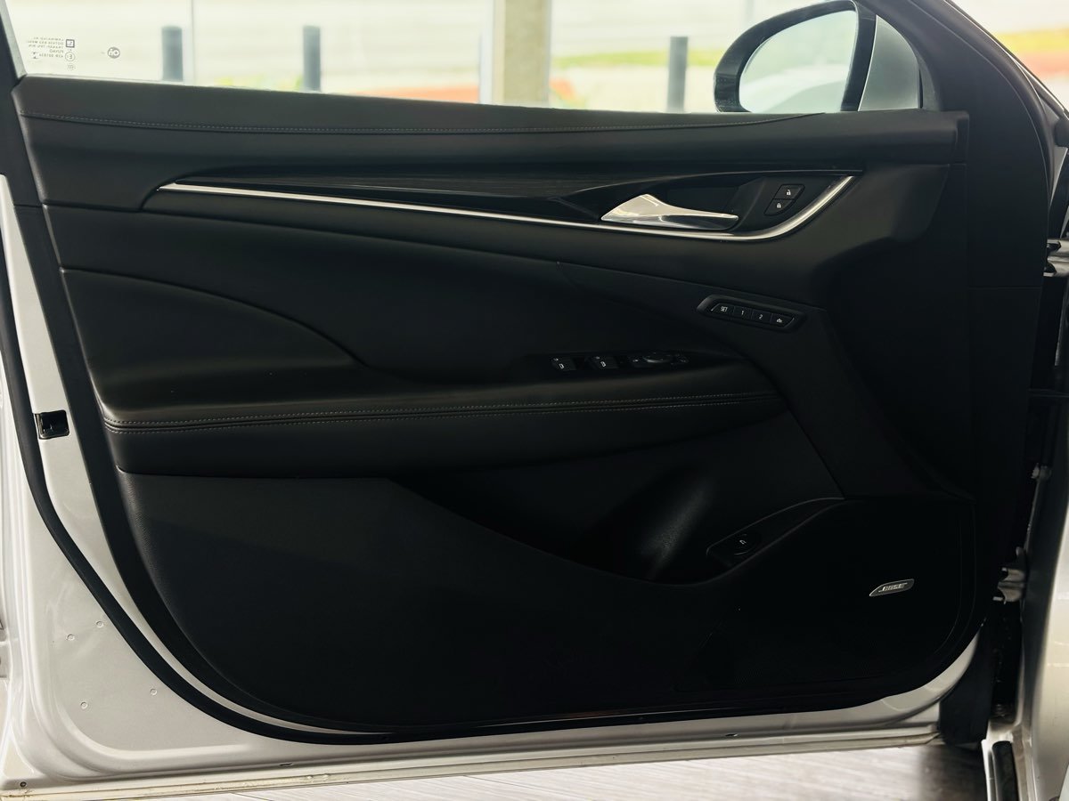 Used 2017 Buick LaCrosse Essence w/ Sun and Shade Package FWD image 31
