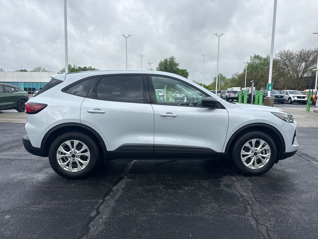 Used 2025 Ford Escape Active FWD image 6