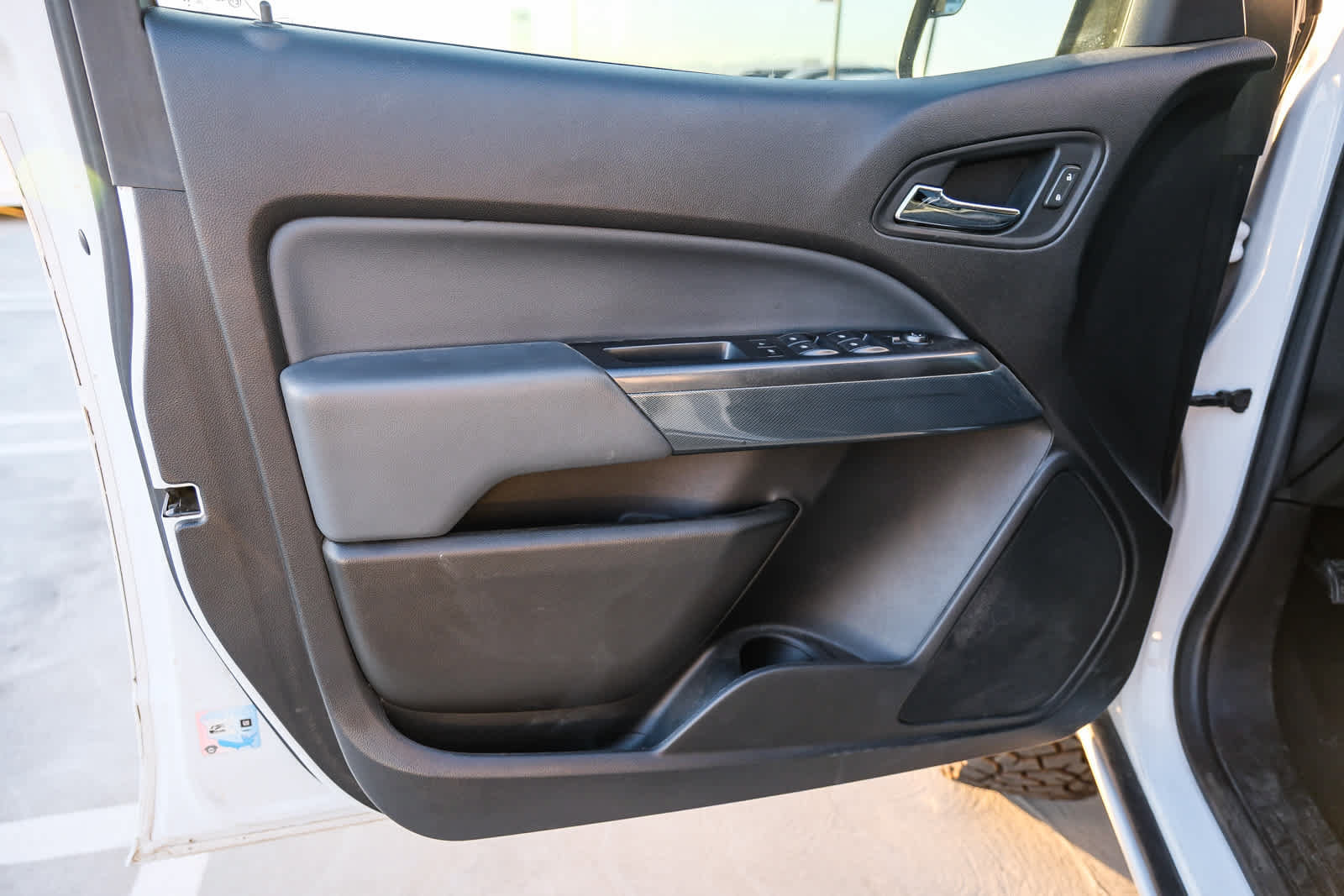 Used 2021 Chevrolet Colorado Z71 w/ Safety Package AWD/4WD image 23