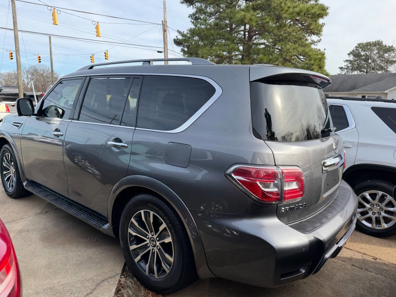 Used 2020 Nissan Armada SL w/ Premium Package image 7