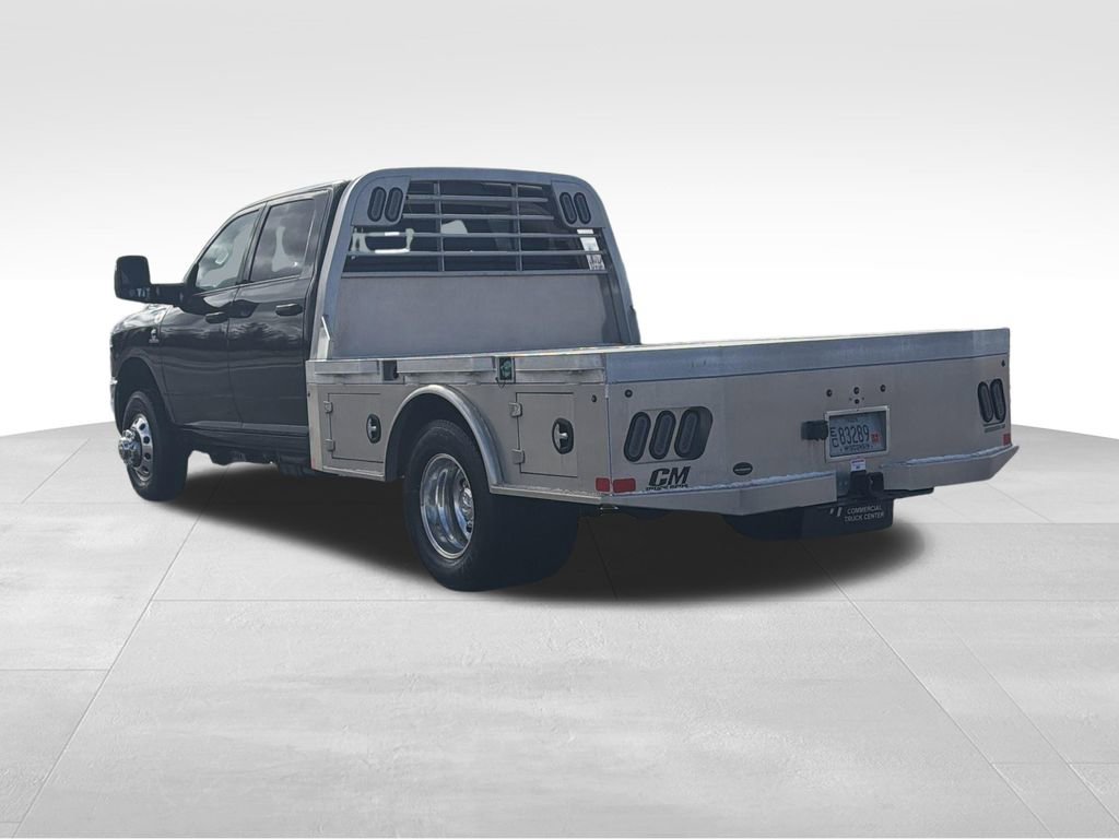 Used 2026 RAM 3500 Tradesman w/ Chrome Appearance Group AWD/4WD image 19