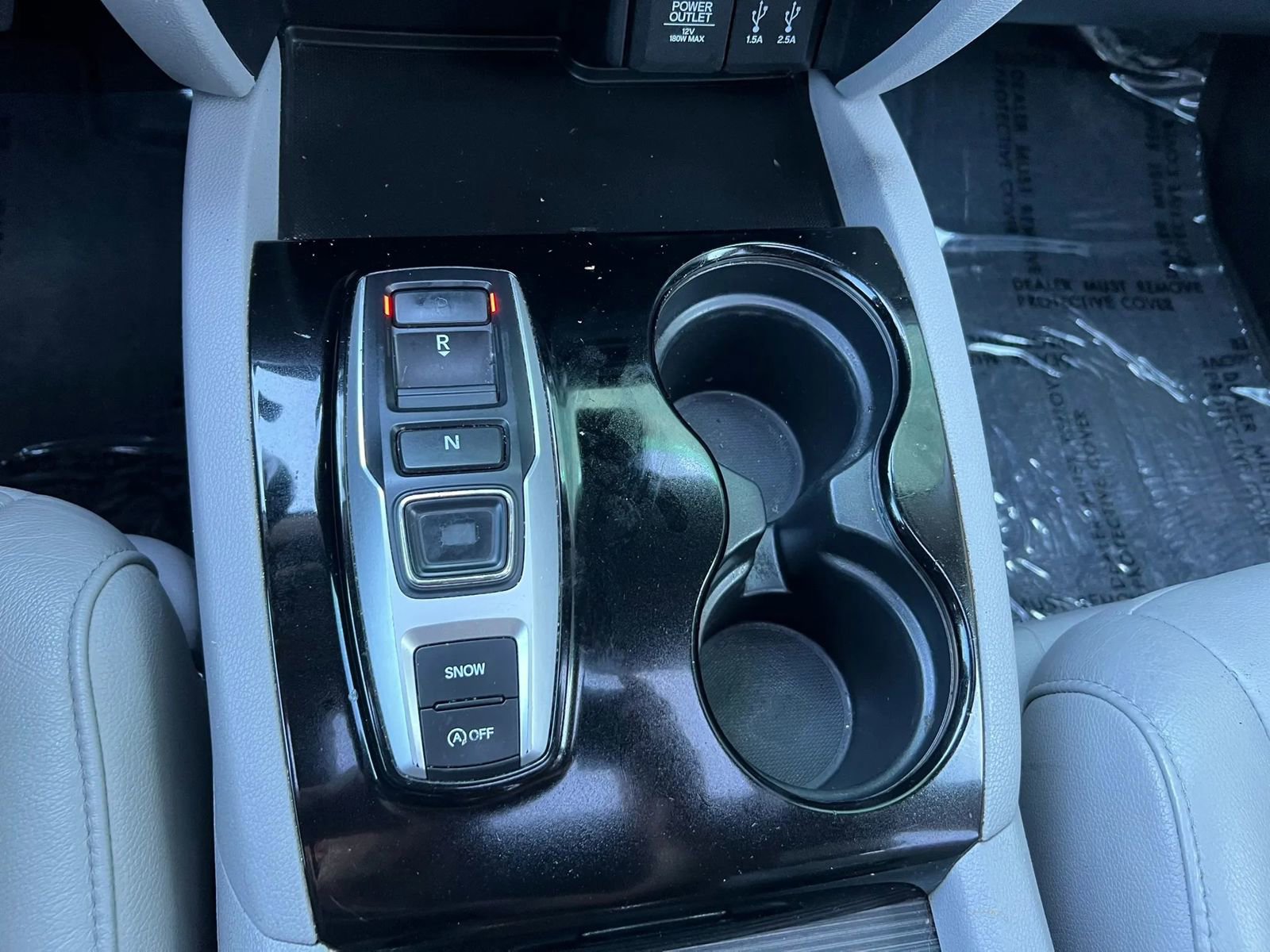 Used 2016 Honda Pilot Touring image 25