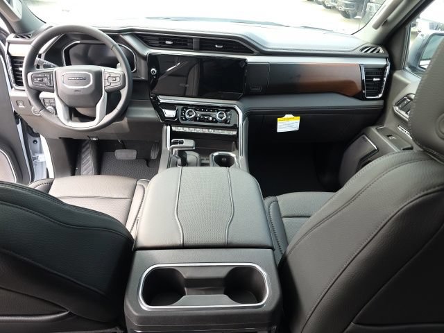 New 2026 GMC Sierra 1500 Denali w/ Technology Package AWD/4WD image 8