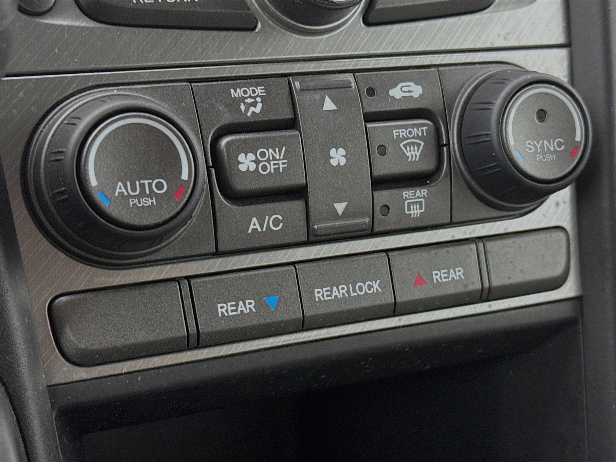 Used 2015 Honda Pilot LX image 15