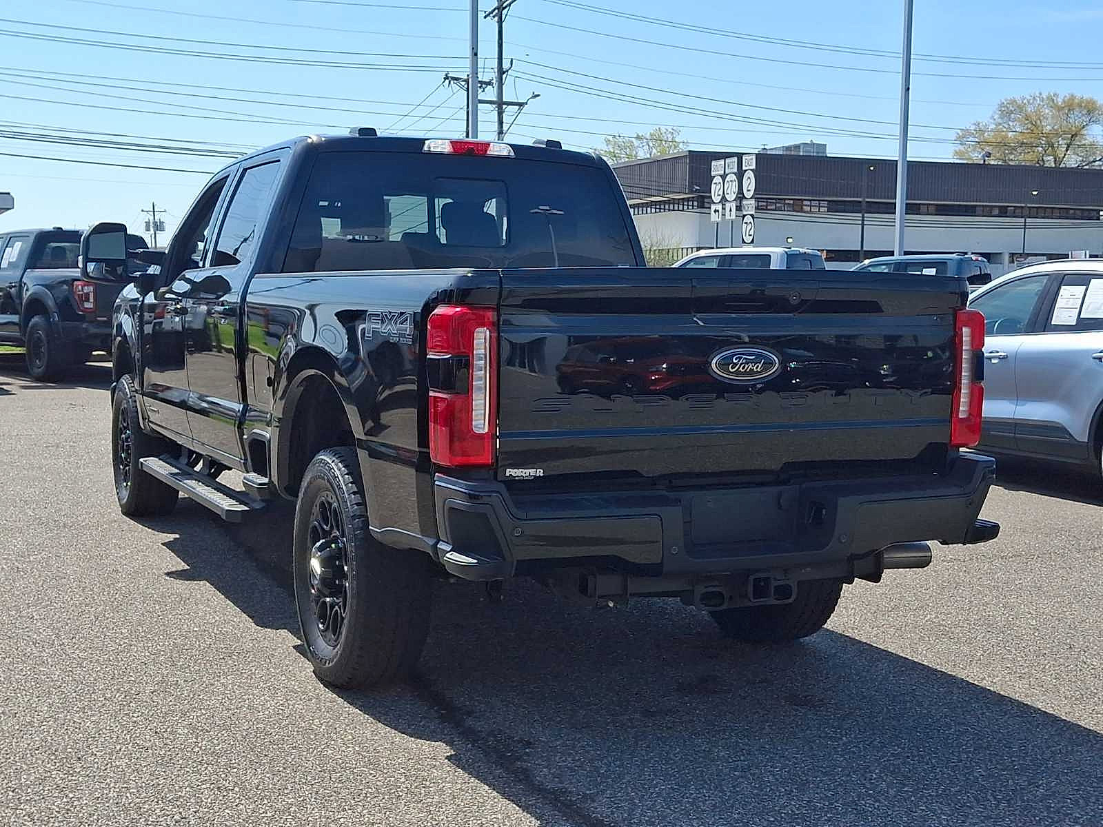 Certified 2024 Ford F250 Lariat w/ Lariat Ultimate Package image 8