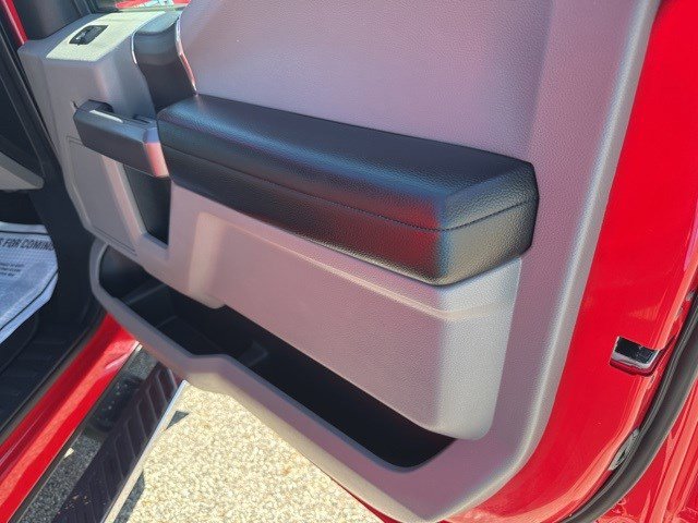 Used 2019 Ford F150 XLT w/ Equipment Group 302A Luxury image 18