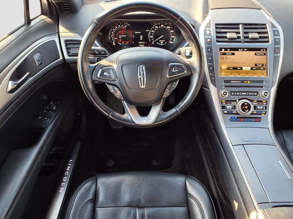 Used 2017 Lincoln MKZ Reserve image 11