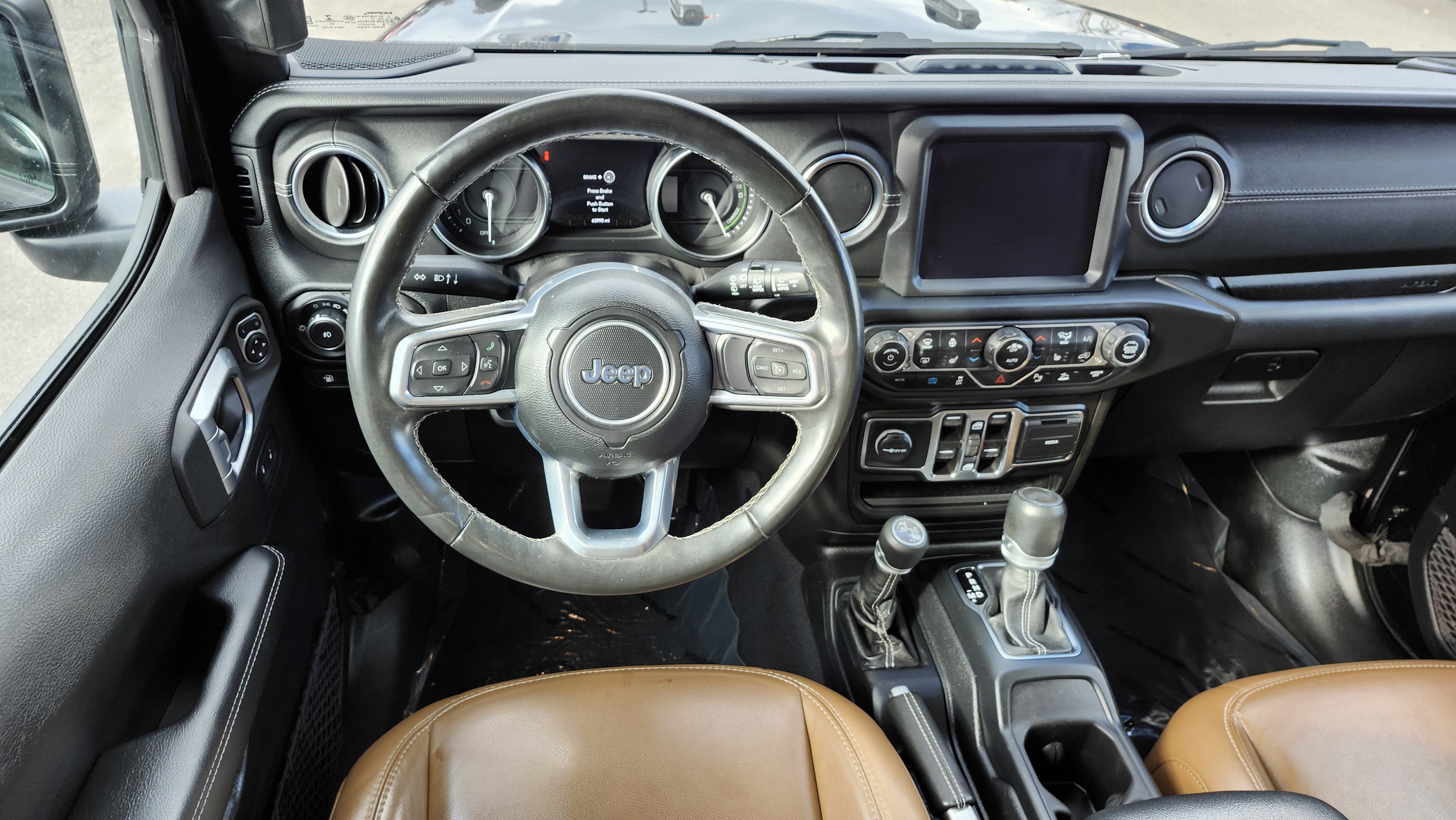 Used 2021 Jeep Wrangler Unlimited Sahara w/ Cold Weather Group image 29