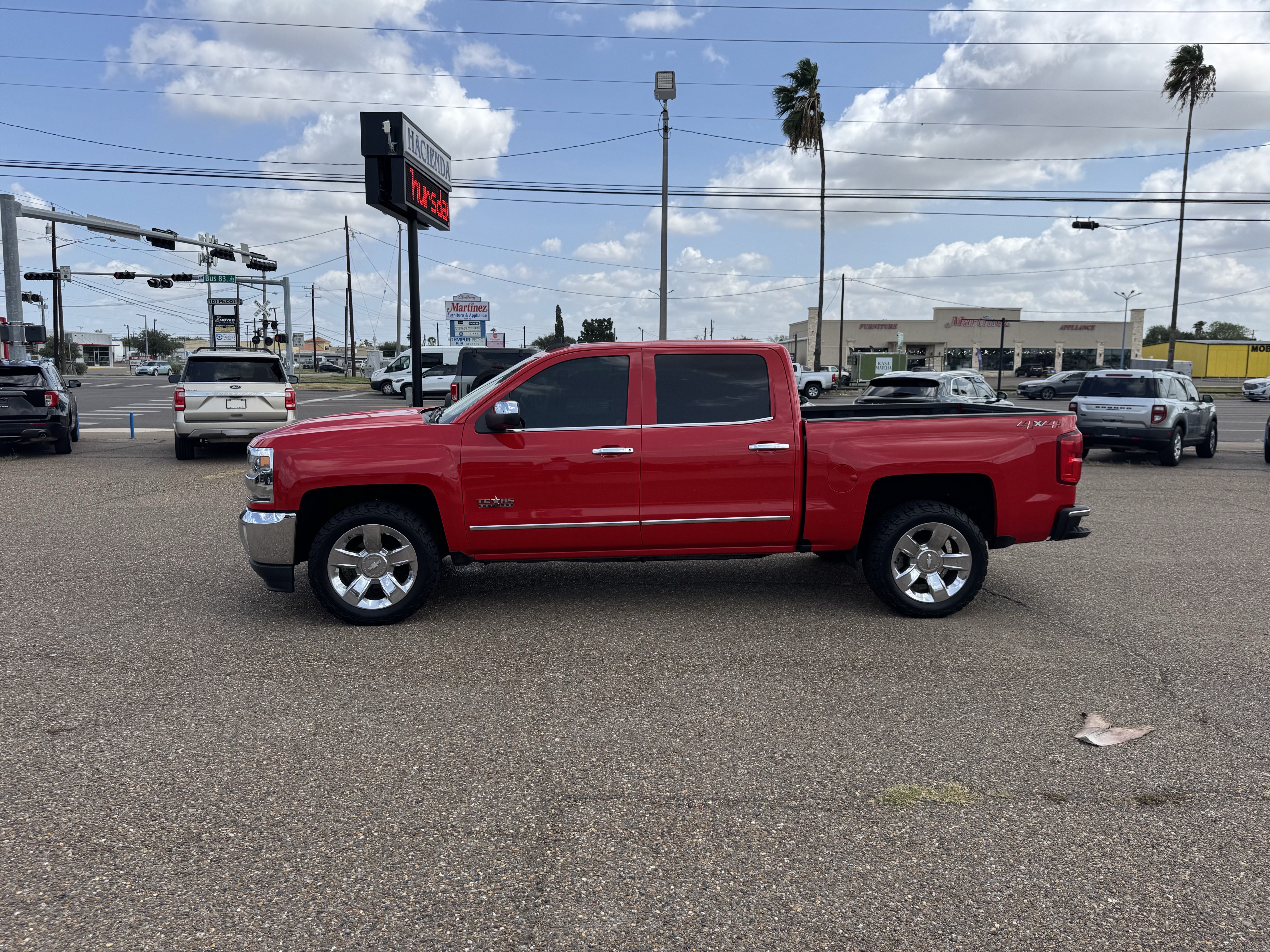 Used 2018 Chevrolet Silverado 1500 LTZ w/ Texas Edition AWD/4WD image 2