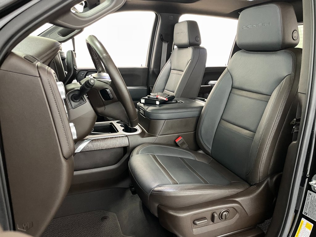 Certified 2022 GMC Sierra 2500 Denali w/ Denali Ultimate Package image 29