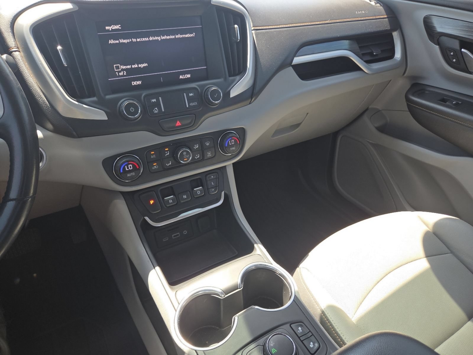 Used 2021 GMC Terrain SLT w/ LPO, Floor Liner Package FWD image 32