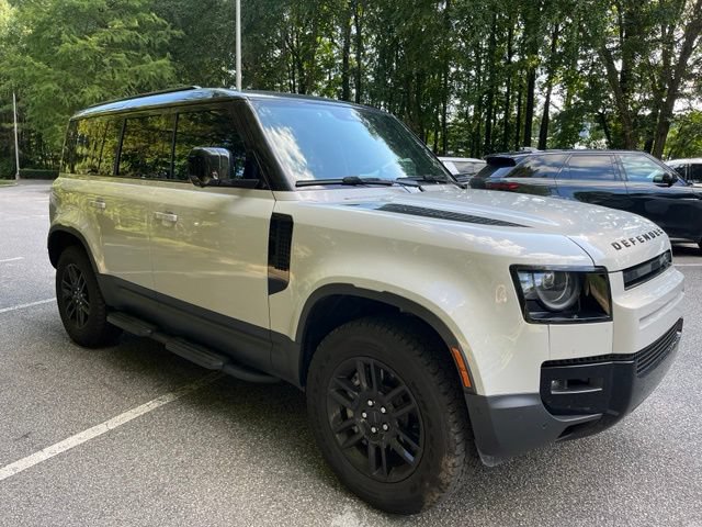 Used 2026 Land Rover Defender 110 S AWD/4WD image 2