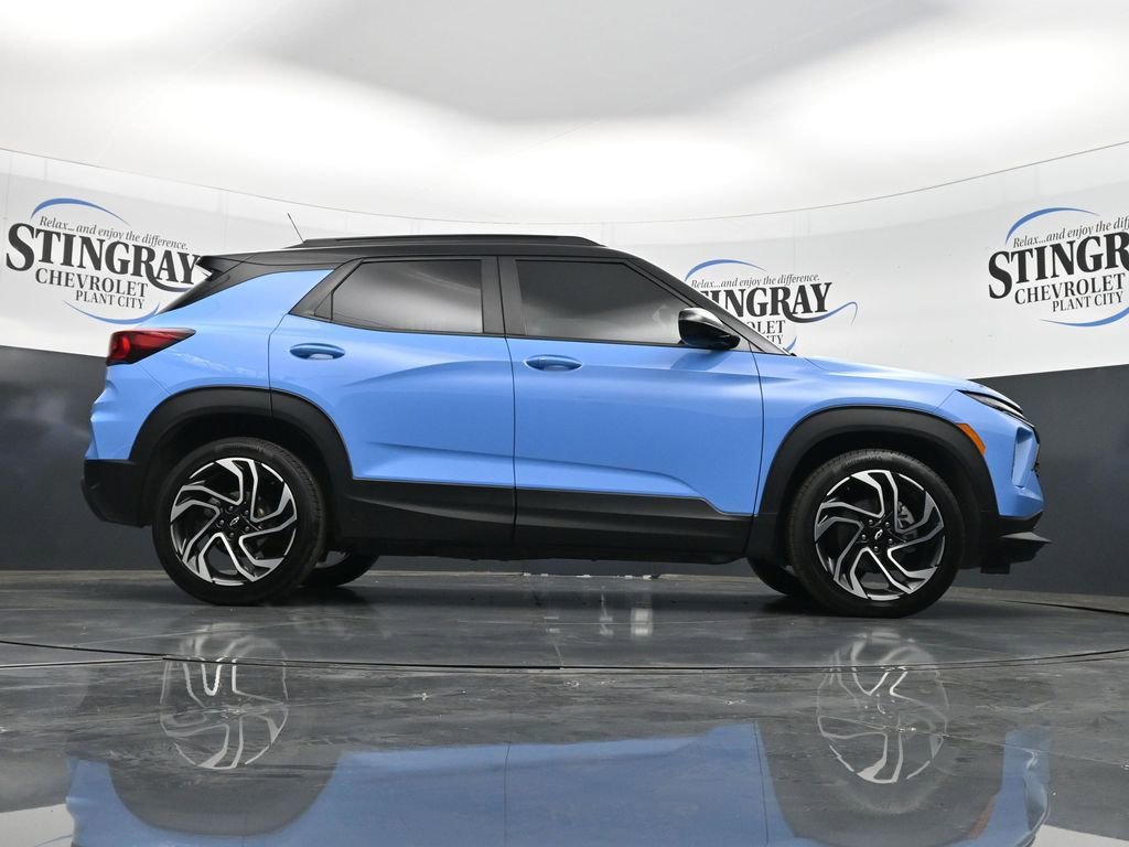 Used 2024 Chevrolet TrailBlazer RS w/ Driver Confidence Package image 24