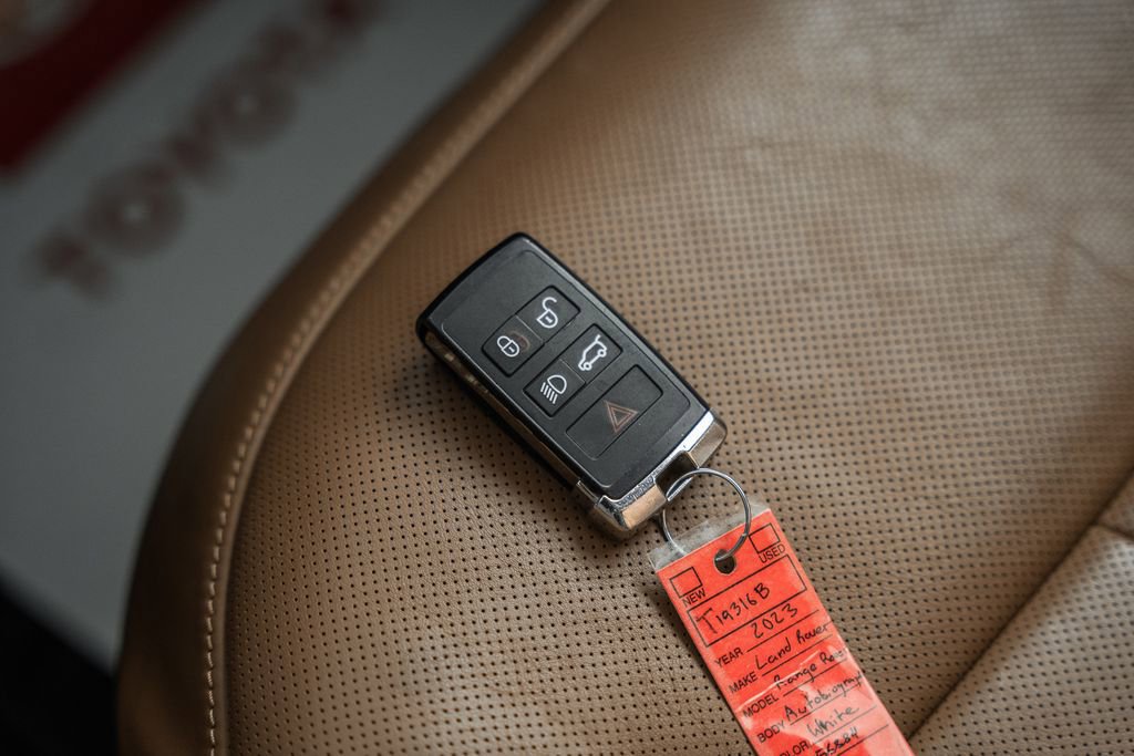 Used 2023 Land Rover Range Rover Long Wheelbase Autobiography image 50