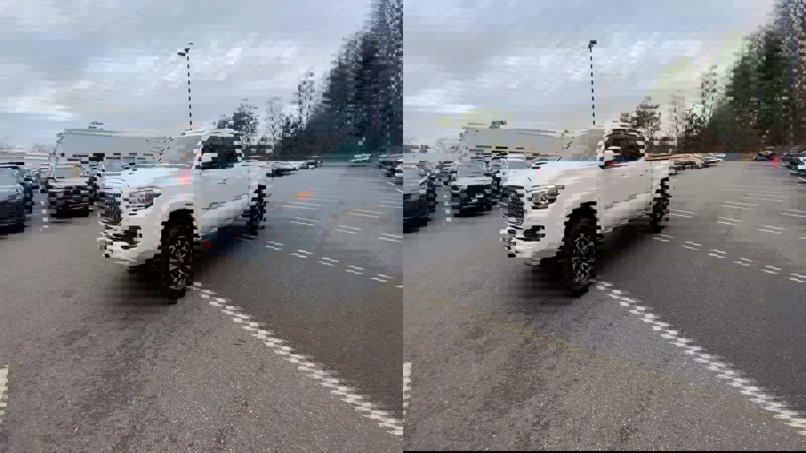 Used 2019 Toyota Tacoma TRD Sport image 4