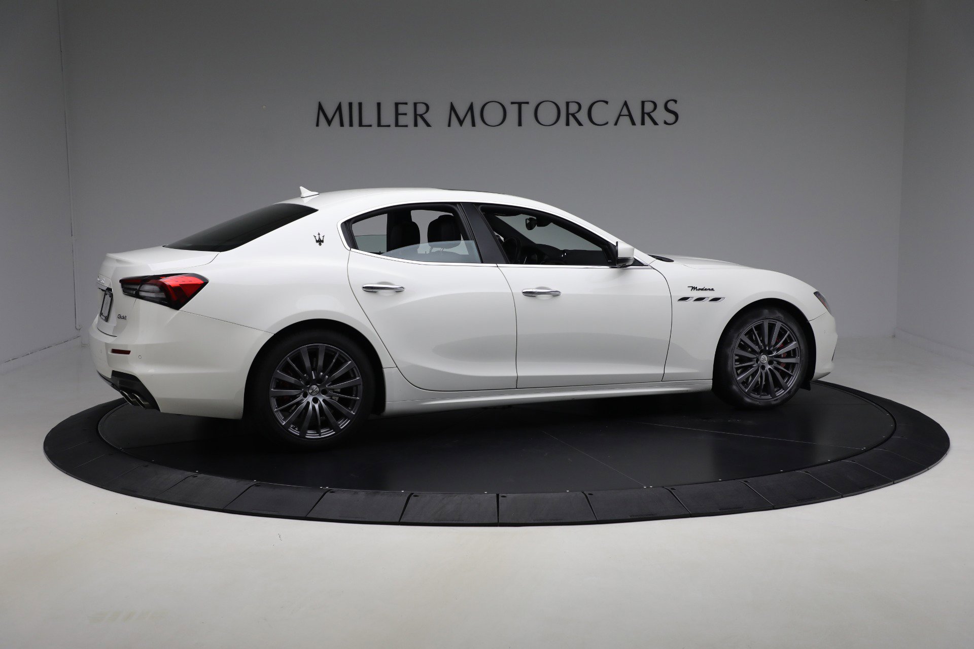 Certified 2022 Maserati Ghibli Modena Q4 image 7