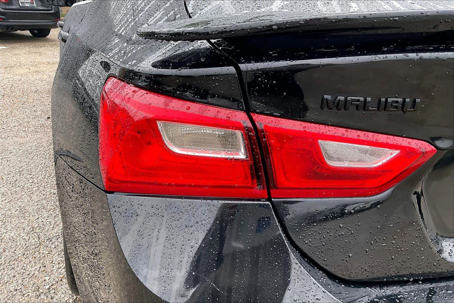 Used 2020 Chevrolet Malibu RS FWD image 28