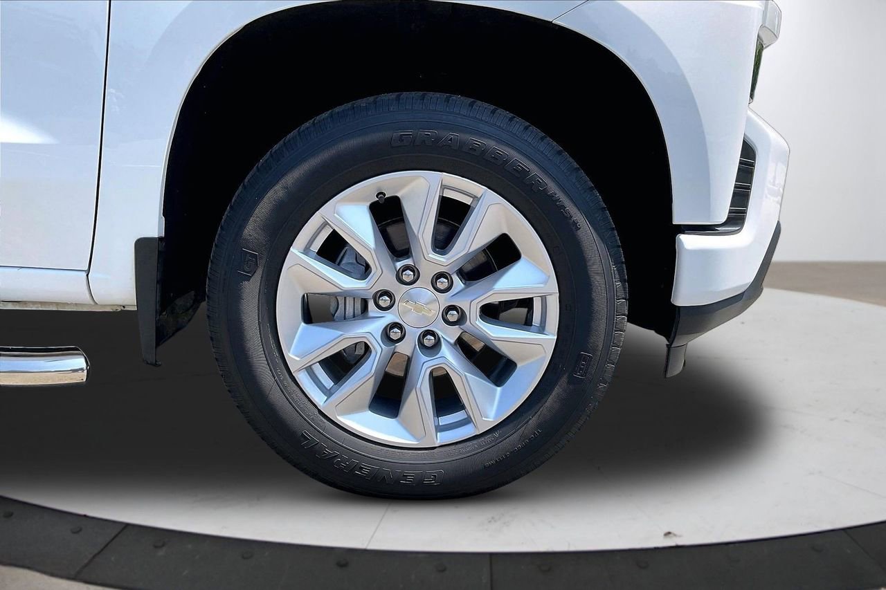 Used 2022 Chevrolet Silverado 1500 Custom AWD/4WD image 33