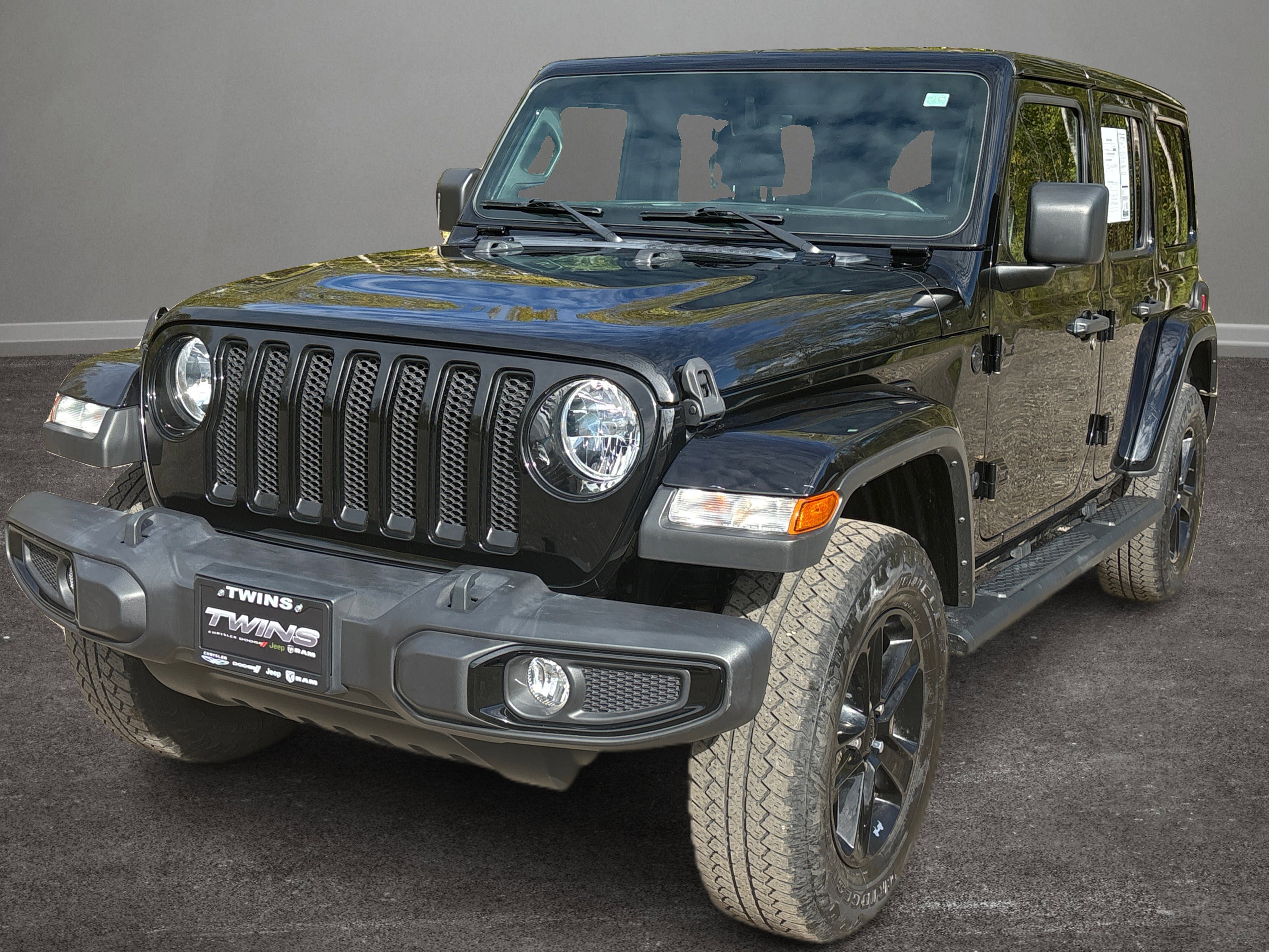 Used 2021 Jeep Wrangler Unlimited Sahara image 33