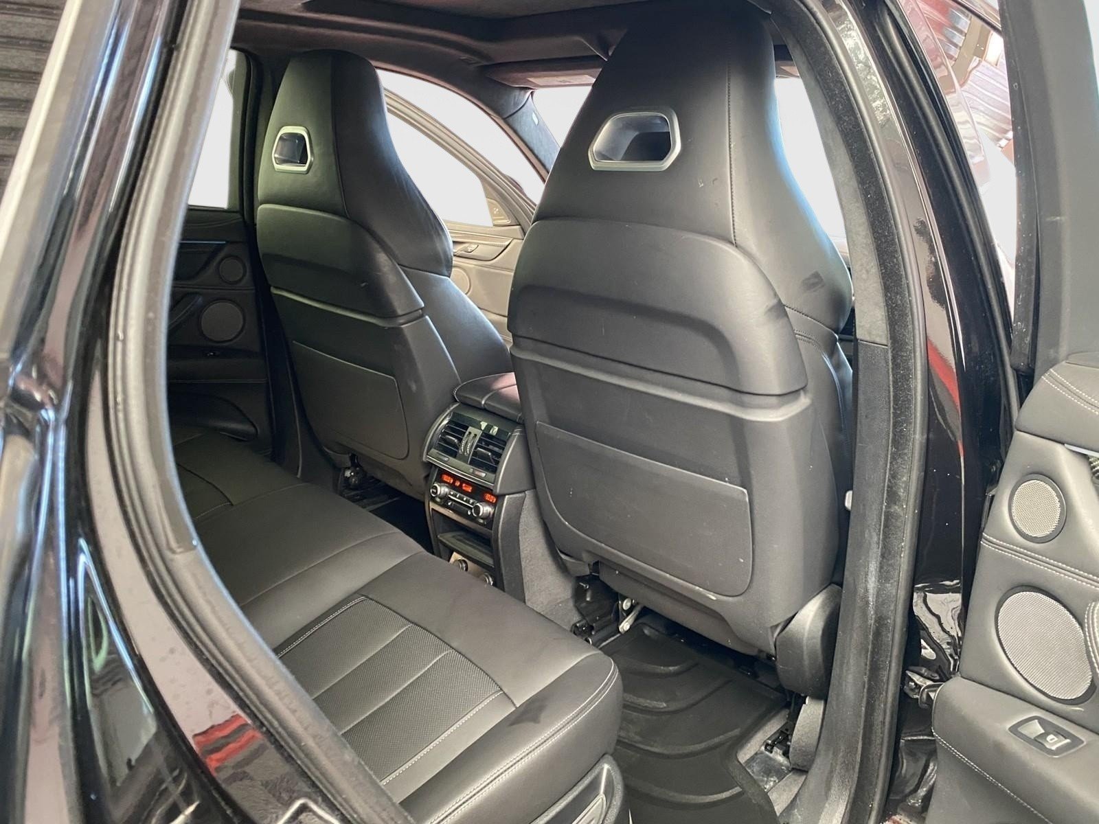 Used 2019 BMW X6 M w/ Premium Package AWD/4WD image 12
