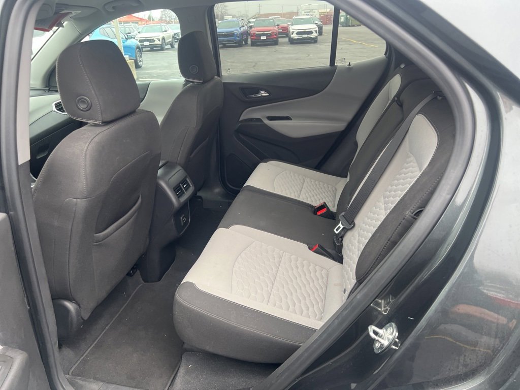 Used 2019 Chevrolet Equinox LS w/ LS Convenience Package image 6