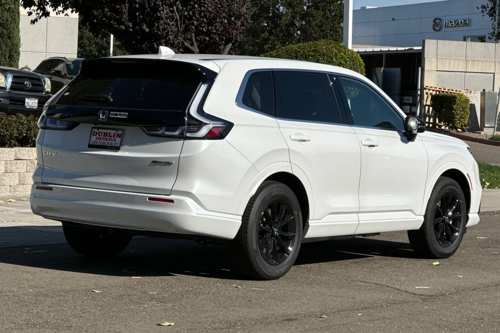 New 2025 Honda CR-V FWD e:FCEV image 4