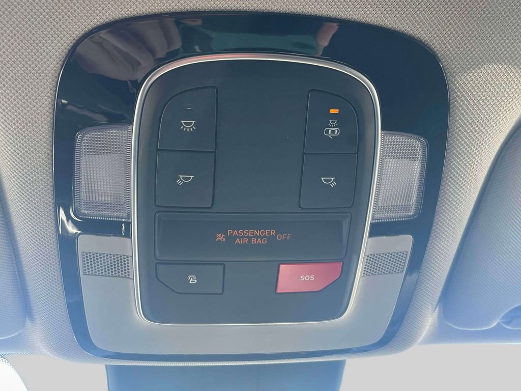 Certified 2023 Hyundai Santa Fe SEL image 32