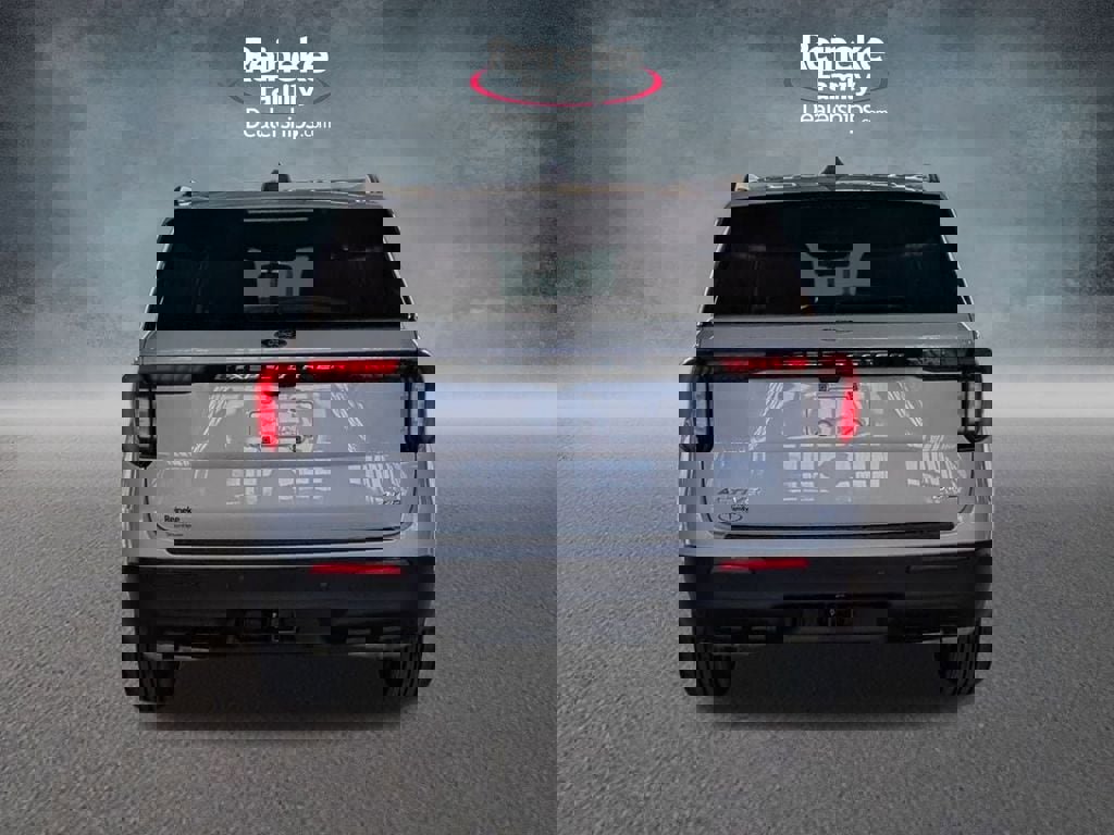 New 2026 Ford Explorer Active image 6