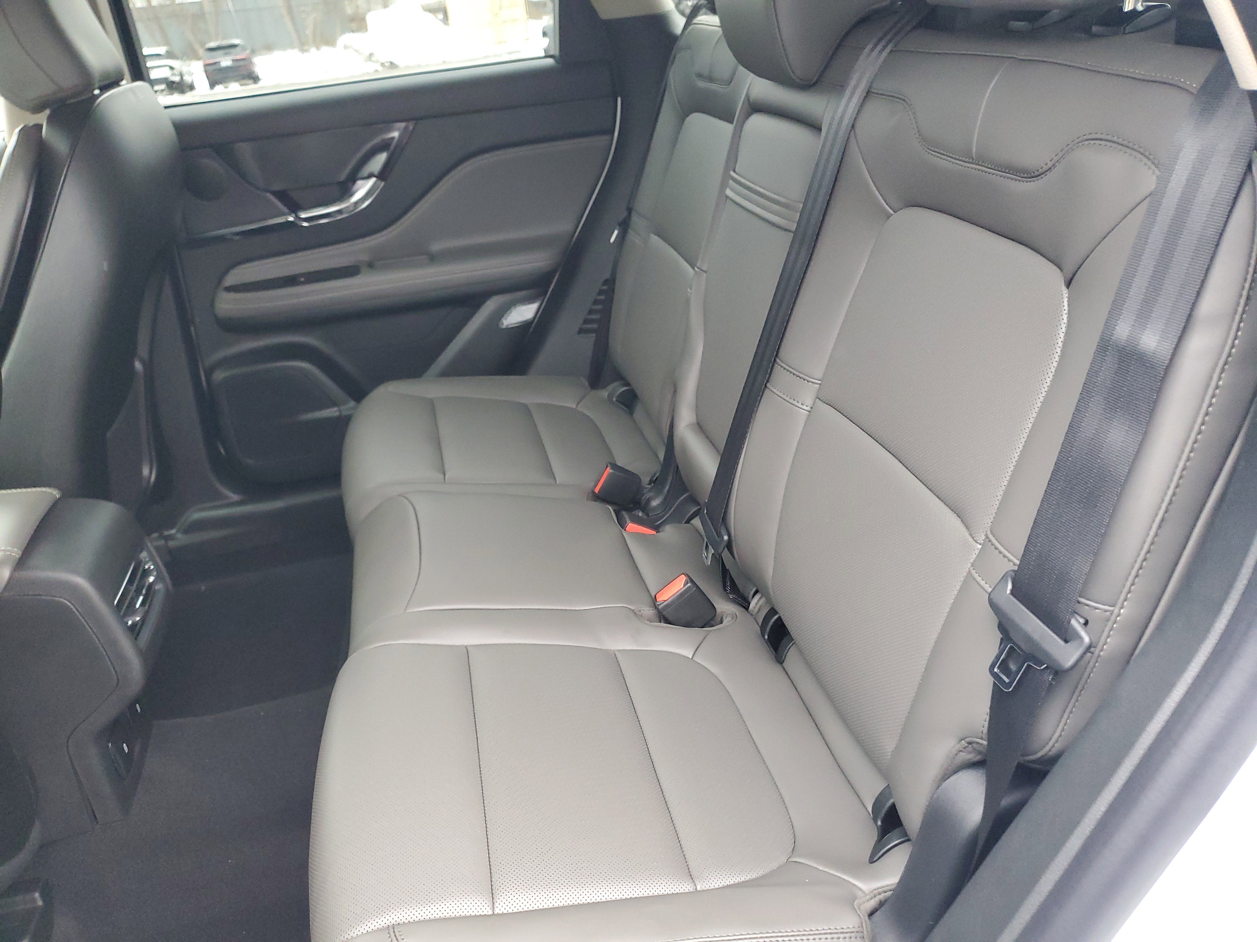 New 2026 Lincoln Corsair Premiere image 28