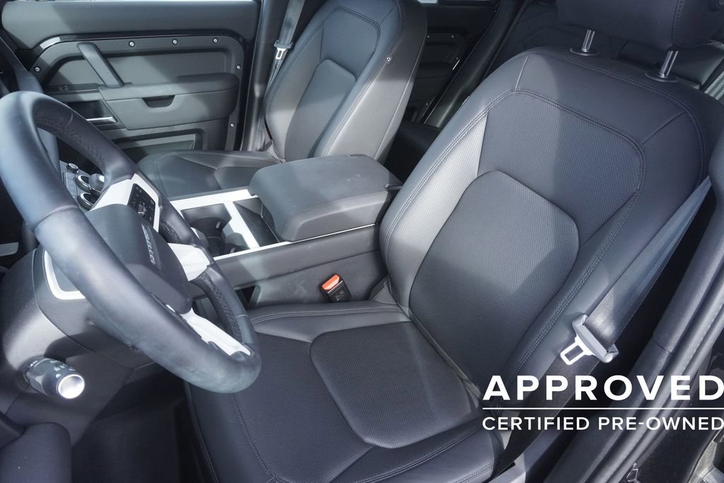 Used 2025 Land Rover Defender 110 S image 20