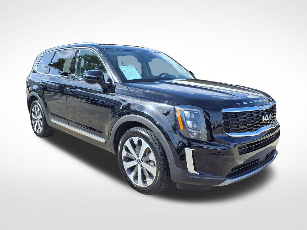 Used 2022 Kia Telluride EX w/ EX Premium Package FWD image 4